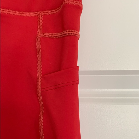 Zyia Active Red Pocket Light n Tight Hi-Rise Capri 20" 4 - Picture 7 of 10